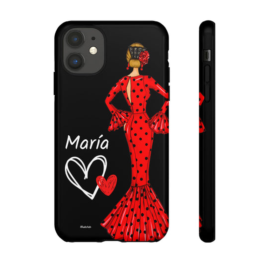 Funda de teléfono personalizable con nombre, bandera o Virgen - Modelo Maria rojo fondo negro, en un iPhone sobre una mesa.