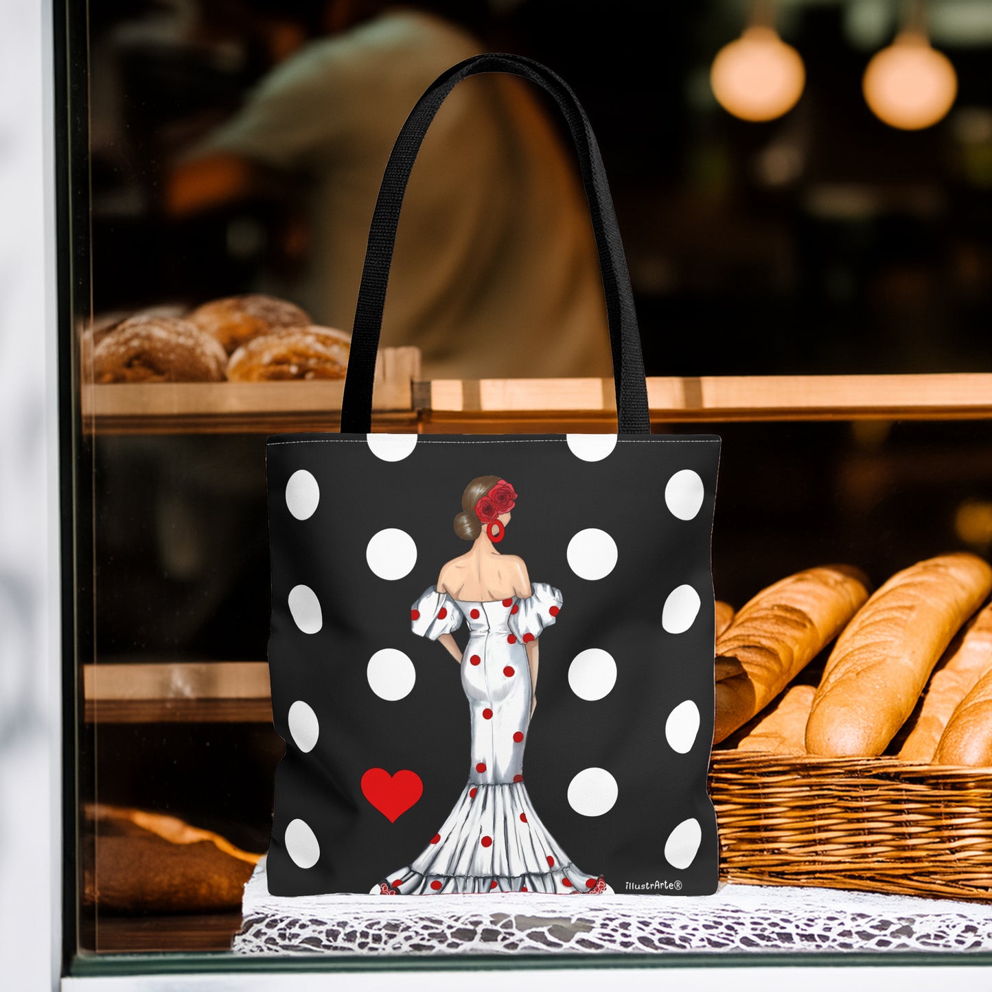 Bolso reutilizable y ligero, ideal para quienes buscan una bolsa tote flamenca con un toque de tradición española.