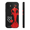 Funda de teléfono personalizable María rojo pelo oscuro fondo negro – para iPhone, Samsung, Pixel