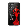 Funda de teléfono personalizable María rojo pelo oscuro fondo negro – para iPhone, Samsung, Pixel