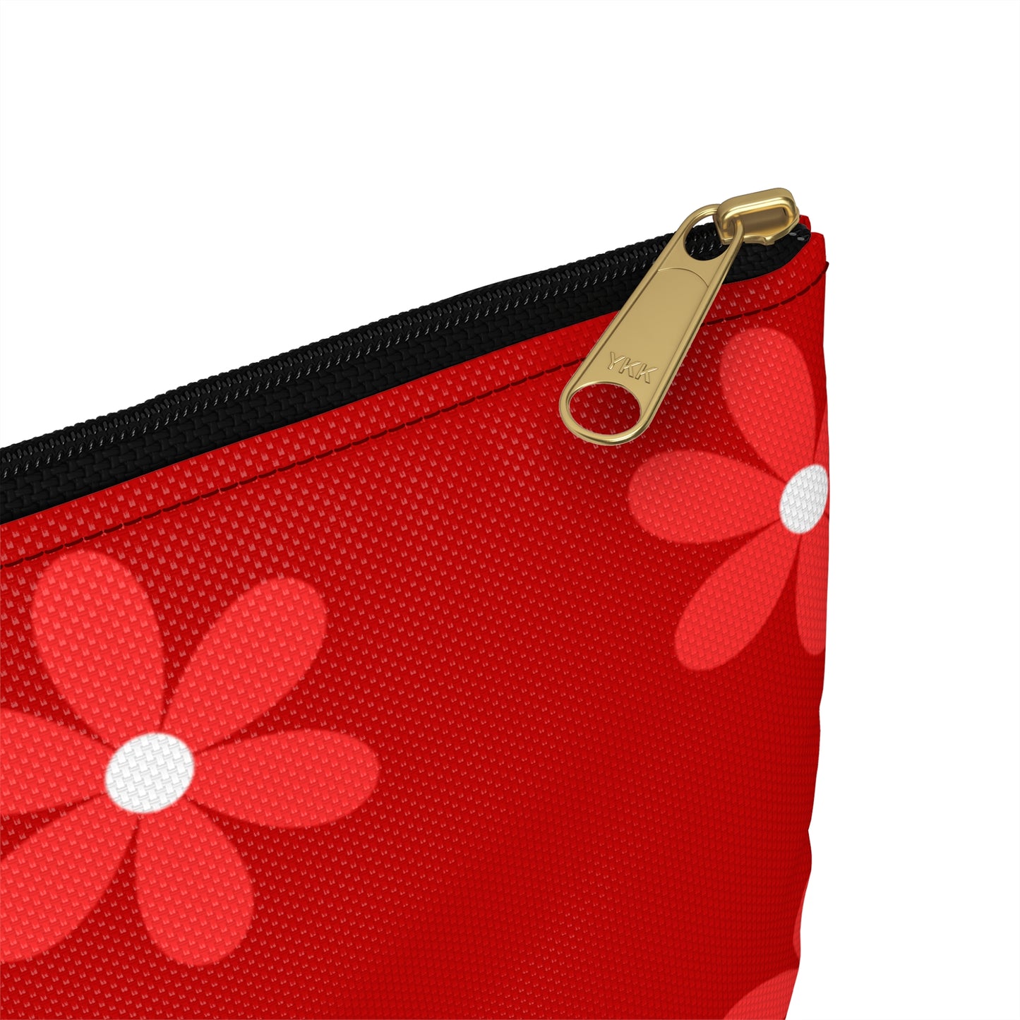 una cartera roja con una flor