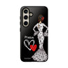Funda de teléfono personalizada María vestido blanco – para iPhone, Samsung, Pixel