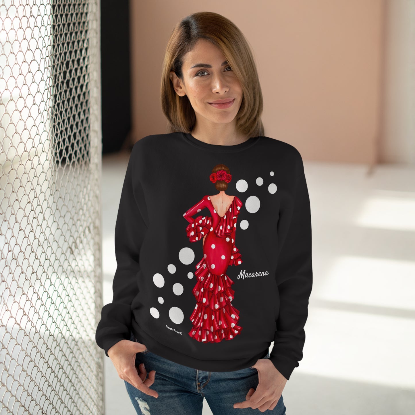 Sudadera Personalizable  - Flamenca Macarena, fondo negro con lunares - Arte, color y comodidad en una sola prenda