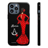 Funda de teléfono personalizable María rojo pelo oscuro fondo negro – para iPhone, Samsung, Pixel