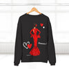 Sudadera Personalizable - Flamenca Maria rojo con pelo oscuro, fondo con corazones – Arte, color y comodidad en una sola prenda