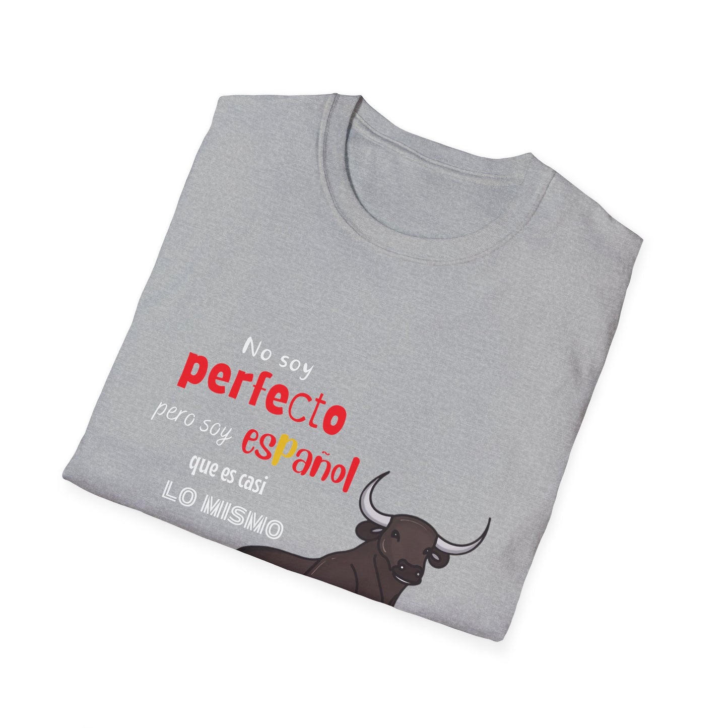 una camiseta gris con un toro en ella