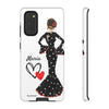 Funda de teléfono personalizada María vestido negro – para iPhone, Samsung, Pixel