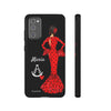 Funda de teléfono personalizable María rojo pelo oscuro fondo negro – para iPhone, Samsung, Pixel