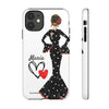Funda de teléfono personalizada María vestido negro – para iPhone, Samsung, Pixel