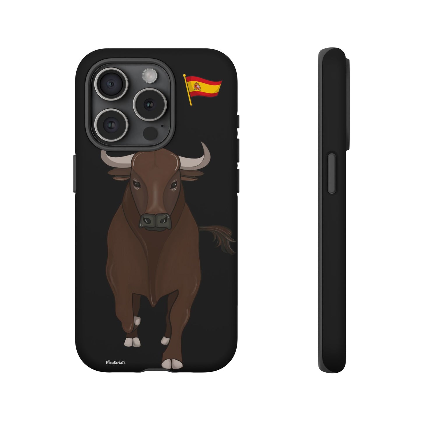 Funda de teléfono personalizable presentada en entorno casual, modelo toro Manuel.