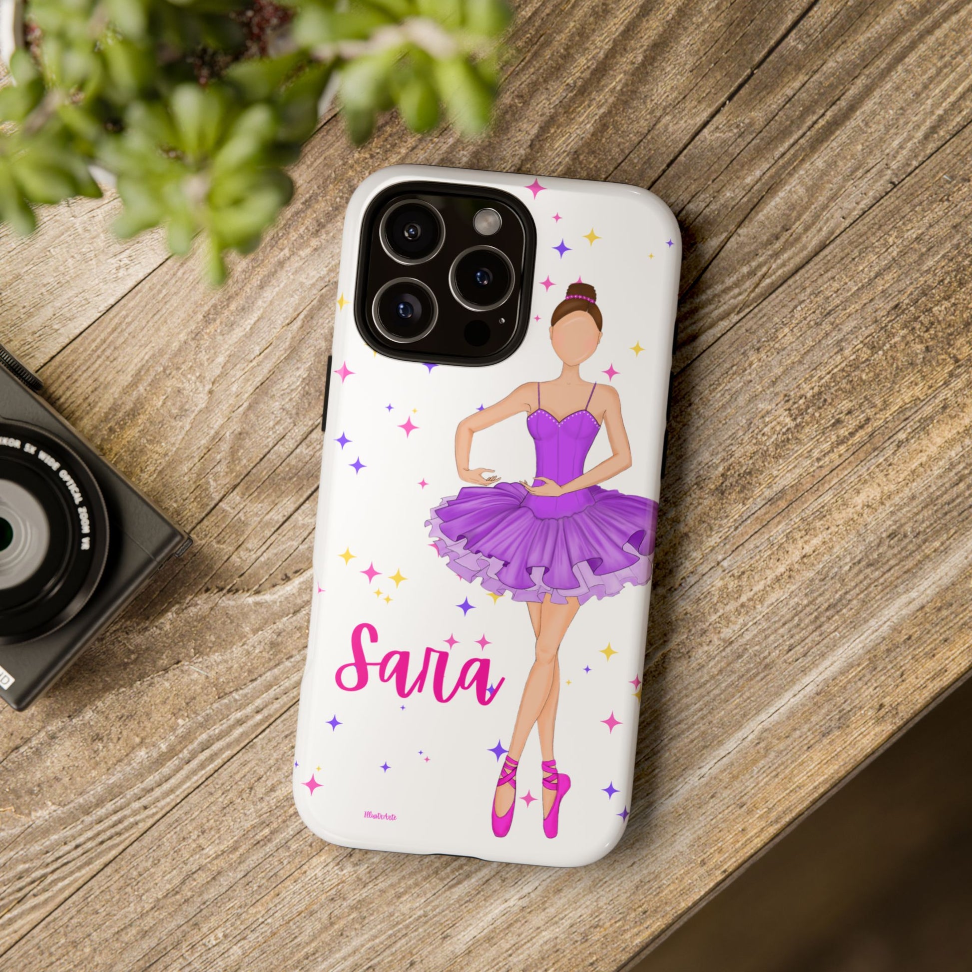 una funda de teléfono con una bailarina en ella