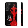 Funda de teléfono personalizable María rojo pelo oscuro fondo negro – para iPhone, Samsung, Pixel