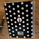 Libreta flamenca illustrArte – María Rojo, tapa negra con lunares – vista 2
