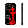 Funda de teléfono personalizable María rojo pelo oscuro fondo negro – para iPhone, Samsung, Pixel