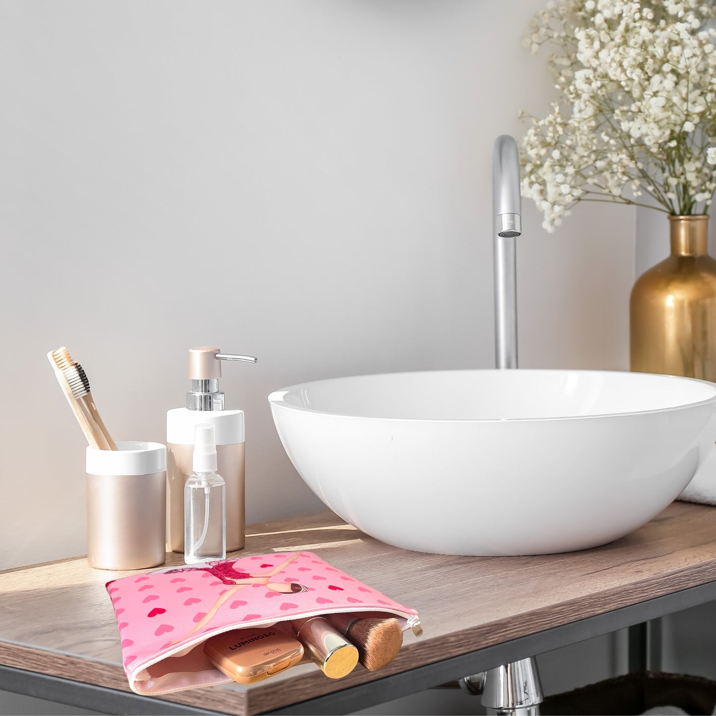 Neceser o Estuche Granada Bailarina “Mariela” – Diseño Doble Cara – Fondo Blanco con Lunares Negros – 22x17 cm – Impermeable – Bolsa de Aseo, Maquillaje o Material Escolar