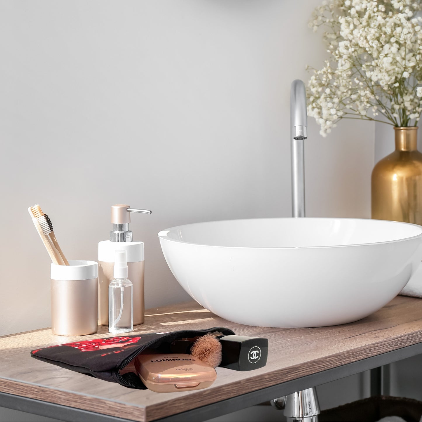 Granada “Flamenca María Blanco” Toiletry Bag or Case – Double-Sided Design – Red Background with White Polka Dots – 22x17 cm – Waterproof – Toiletry Bag, Makeup Bag or School Supplies