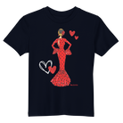 una camiseta con una mujer en un vestido rojo sosteniendo un corazón