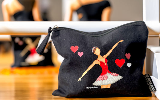 Neceser Bailarina Mariela – Estuche Cosmético de Algodón Reciclado en Negro, 21 x 16 cm, Diseño Impreso por Ambos Lados