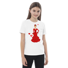Camiseta flamenca de niñas de algodón 100% orgánico - Modelo Ana, mostrando a una niña con una alegre camiseta blanca con un diseño flamenco en rojo con lunares.