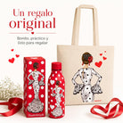 Pack botella + bolsa Cádiz María Blanco fondo rojo – vista 2
