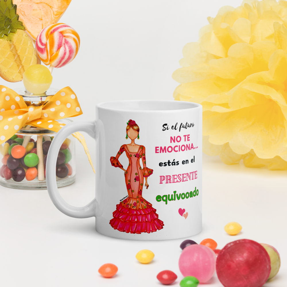 Taza de cerámica personalizable. Modelo flamenca Mónica con frase positiva.