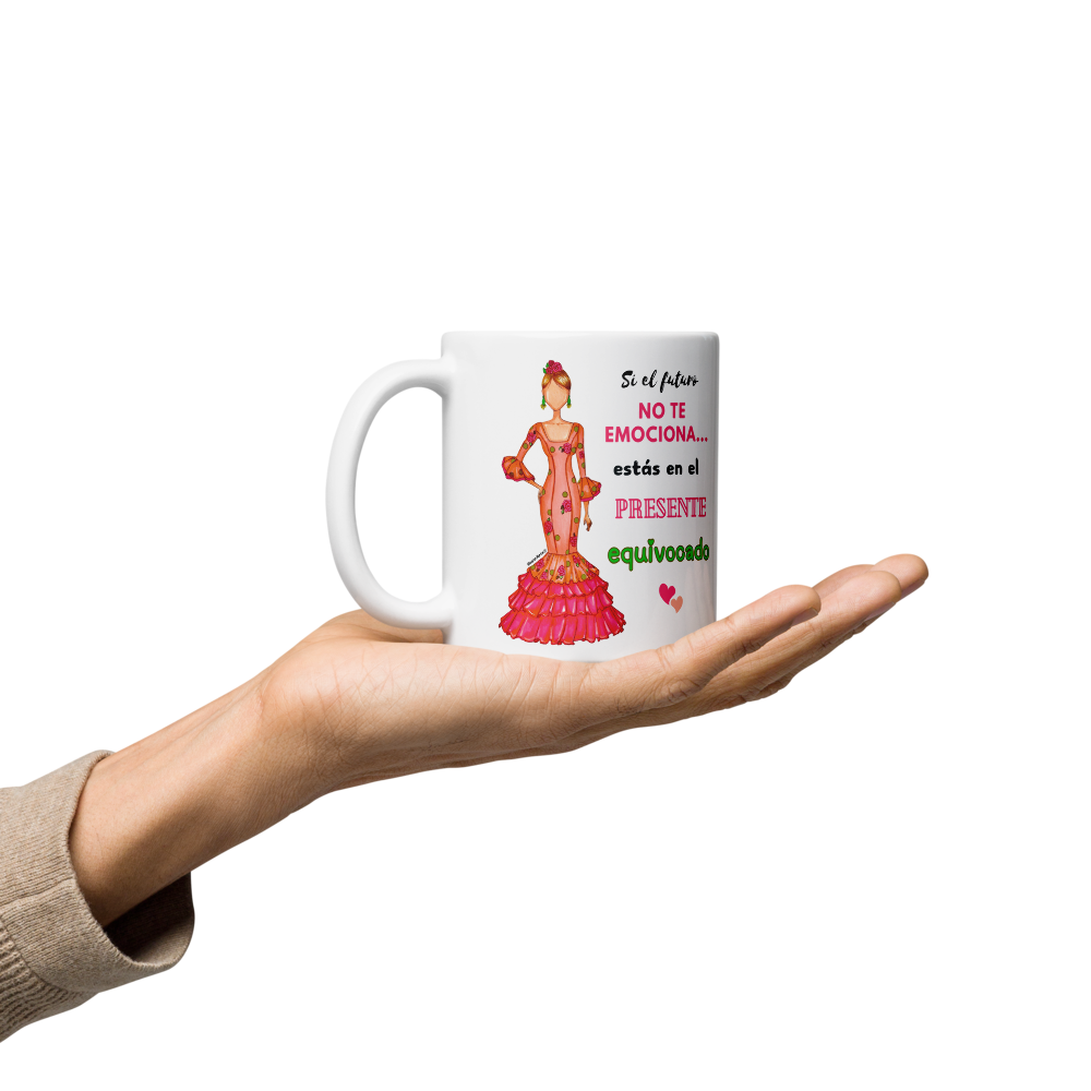 Taza de cerámica personalizable. Modelo flamenca Mónica con frase positiva.