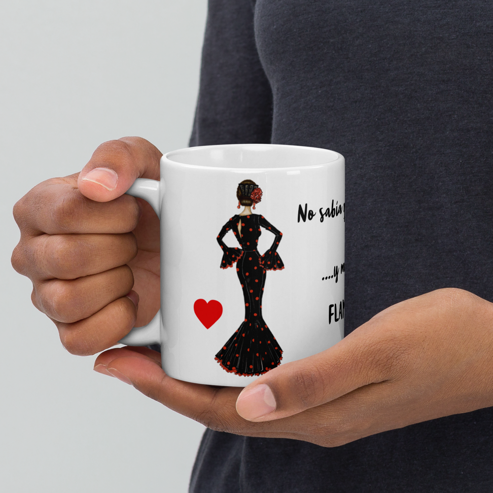 Taza de cerámica personalizable, Modelo flamenca María negro con lunar rojo