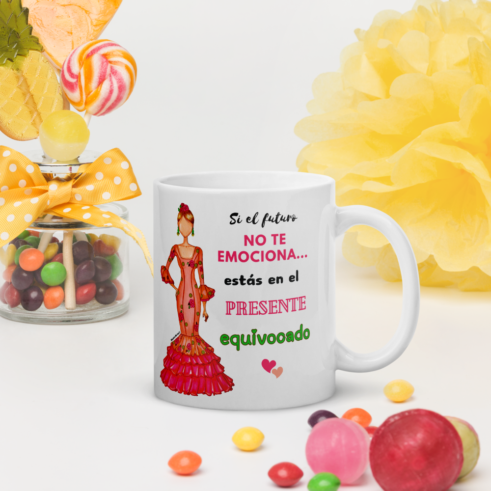 Taza de cerámica personalizable. Modelo flamenca Mónica con frase positiva.