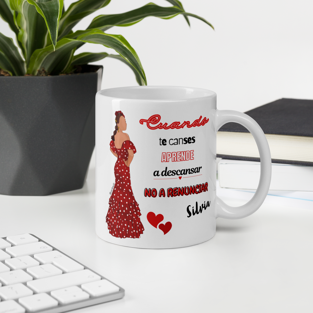 Taza de cerámica personalizable, Modelo flamenca Silvia con frase positiva.