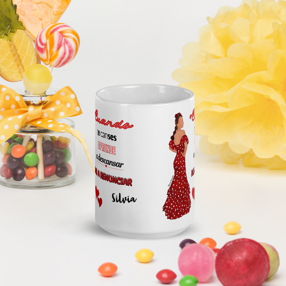 Taza de cerámica personalizable, Modelo flamenca Silvia con frase positiva.