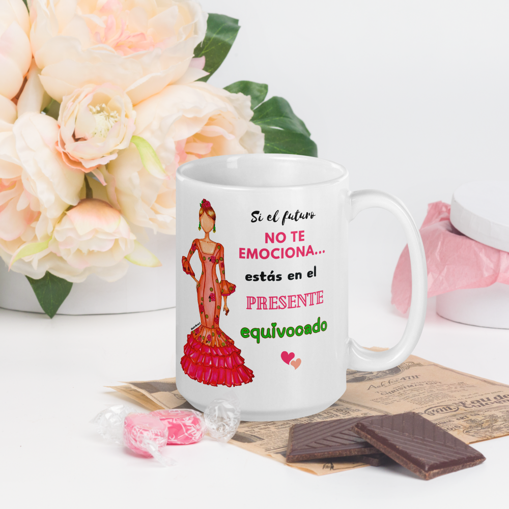 Taza de cerámica personalizable. Modelo flamenca Mónica con frase positiva.