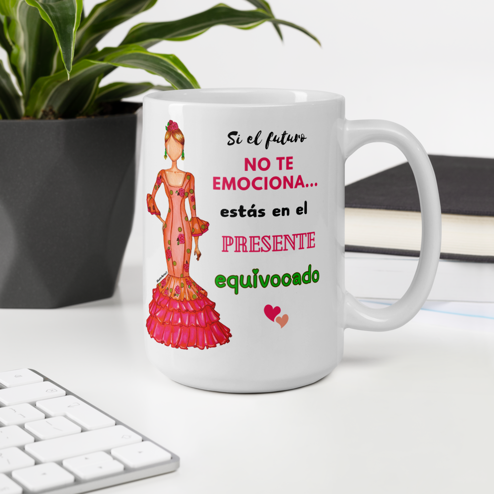 Taza de cerámica personalizable. Modelo flamenca Mónica con frase positiva.